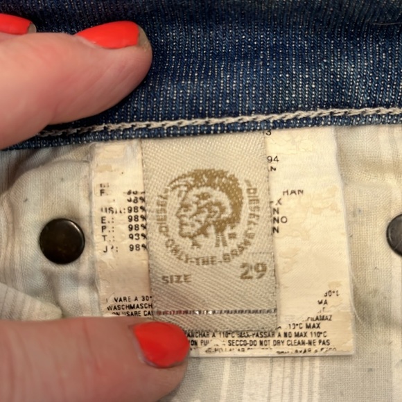 EUC Diesel Ronhary midrise classic blue denim bootcut jeans. - Picture 13 of 14